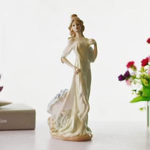 陶器 置物 西洋陶器 北欧磁器 陶器製人形 お姫様 陶器人形 陶器置物