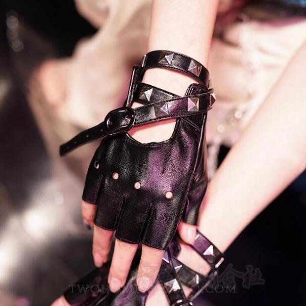 フェイクレザー グローブ 手袋 両手セット 合皮 リベット付き ダンス 衣装 ヒップホップ ショート...