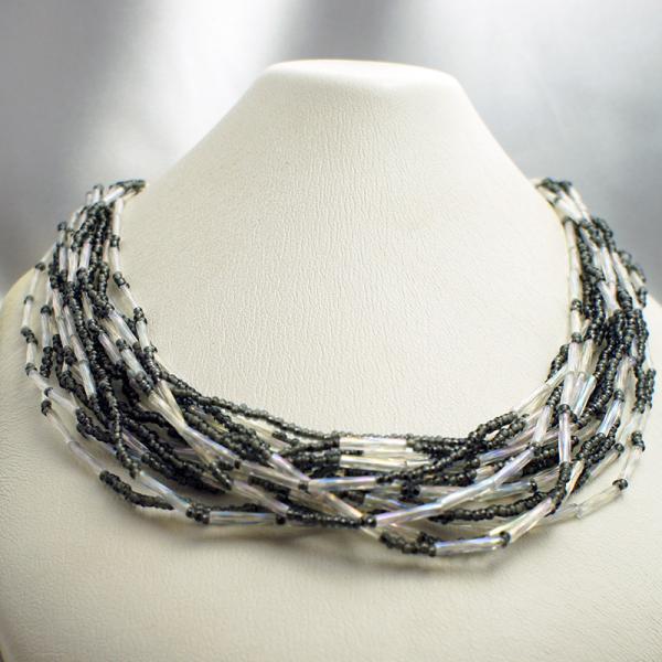 ネックレス ドイツ製 16連 グラスビーズ グレー 白 オーロラチューブ