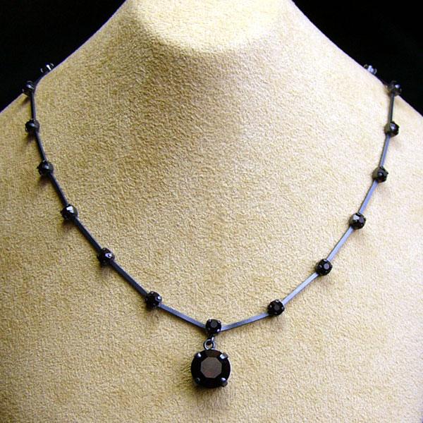 ネックレス ペンダント ドイツ製 スワロフスキー クリスタル 大粒 連爪 丸 赤