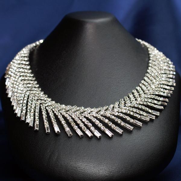 ネックレス スワロフスキー クリスタル ライン クリア