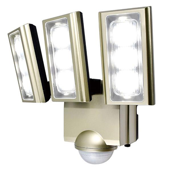 即日出荷 朝日電器 ELPA LEDセンサーライト AC 3灯 屋外 防雨 3300lm ESL-S...