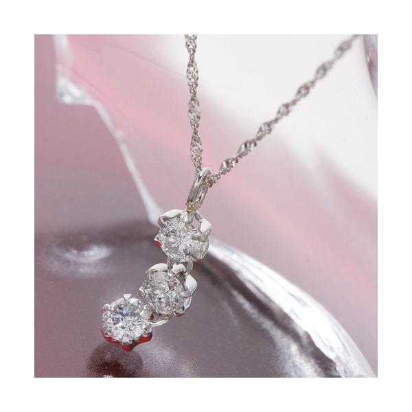 オールプラチナスリーストーンダイヤモンドペンダント/ネックレス