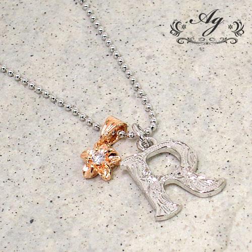 イニシャルネックレス　【アジェ 】ハワイアン 　プルメリア モーチフ　ペンダント　ネックレス (R)