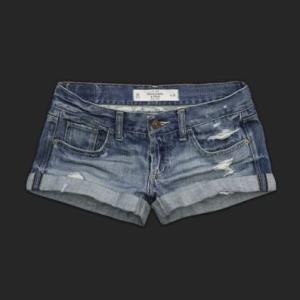 Abercrombie &amp; Fitch（アバクロ）レディースショートパンツ【OLIVIA BOYFR...