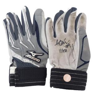 MLB イチロー マリナーズ 直筆サイン バッティンググローブ 実使用 Autographed 2011 Game Used Batting Gloves デッドストック｜selection-j