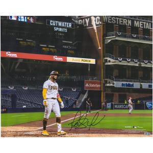 フェルナンド・タティス ジュニア  直筆サインフォト パドレス MLB Authentic Autographed Bat Flip Photograph｜selection-j