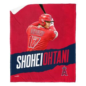 MLB 大谷翔平 エンゼルス The Group 50'' x 60'' Player Silk Sherpa Throw ブランケット (Batting) Northwest｜selection-j