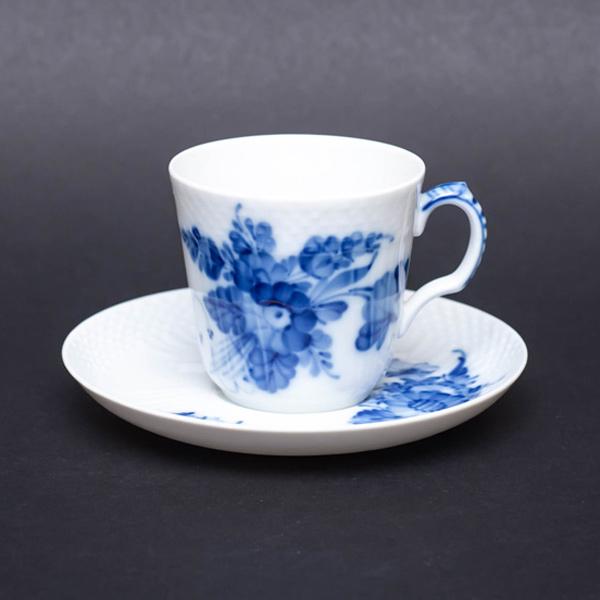 ロイヤル・コペンハーゲン ブルーフラワーカーブ デミタスカップ＆ソーサー ※その1