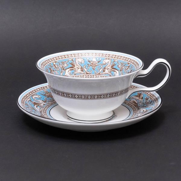 ウェッジウッド フロレンティーンターコイズ ティーカップ＆ソーサー（ピオニー）