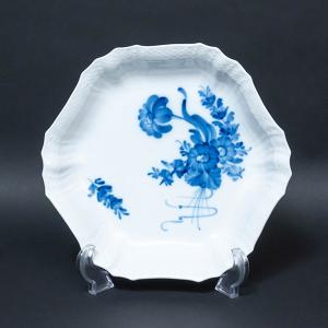 ROYAL COPENHAGEN（ロイヤルコペンハーゲン） ブルーフラワーカーブ