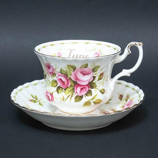 ロイヤル・アルバート フラワー・オブ・ザ・マンス（6月） ティーカップ＆ソーサー ※金彩剥げ