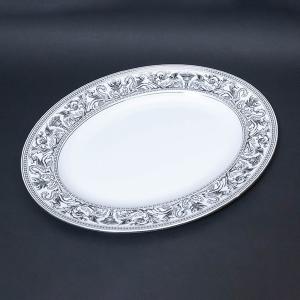 ウェッジウッド お皿 ストロベリー＆バイン サラダソーサー 18cm ペア