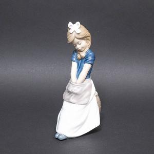 極美品　リヤドロ　LLADRO 　少女コートニー　陶器　フィギュリン　置物　箱有 LLADRO（リヤドロ） フィギュリン『Courtney（少女コートニー