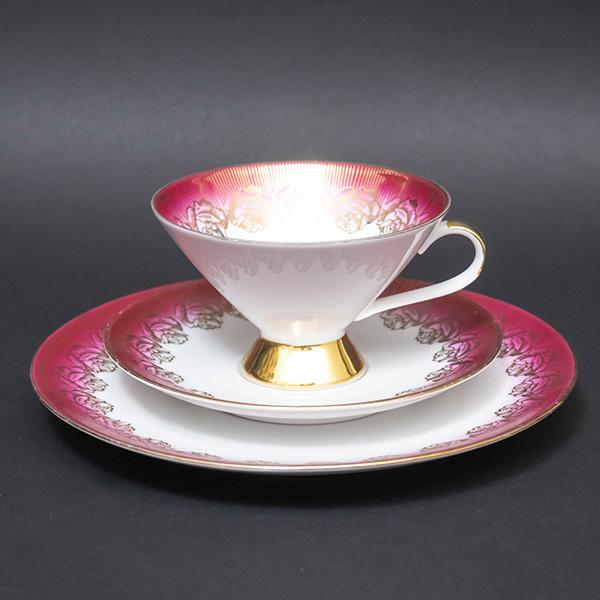 ウィンターリング 金彩薔薇紋（レッド） カップ＆ソーサー