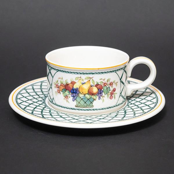 ビレロイ＆ボッホ バスケット ティーカップ＆ソーサー