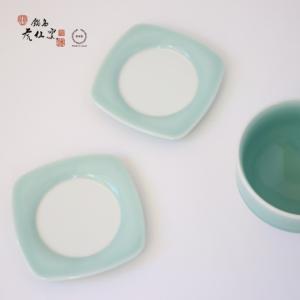 鍋島虎仙窯 鍋島青磁 輪花小鉢 : 雑貨のお店セレクト・ペンギン - 通販