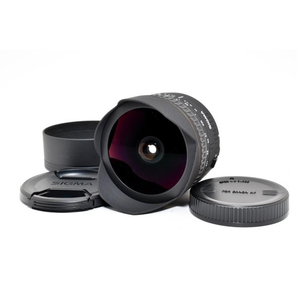 Sigma AF 15mm f/2.8 EX DG Diagonal Fisheye Canon E...