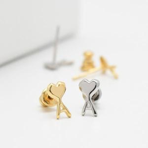 新品箱入りAMI ALEXANDRE MATTIUSSI アミパリス 片耳ピアス さりげない存在感♪【AMI PARIS】Ami de Coeur シングルピアス (AMI
