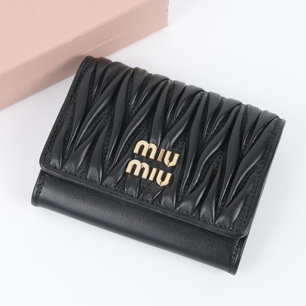 MIU MIU カードケース マテラッセレザーカードケース 5MC104 2FPP レディース ブラ...