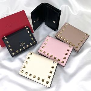 VALENTINO ヴァレンティノ ロック スタッズ 2つ折り スモール財布カーフスキン アイボリー POUDRE ベージュ ブラック ROSE QUARTZ ピンク WW2P0P39BOL