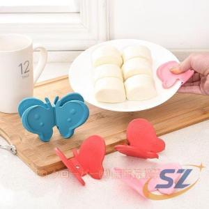 鍋つかみ シリコン 便利 2個セット 耐熱 鍋料理 電子レンジ オーブンレンジ シェンヘン グリル 両手鍋 蝶型 マグネット 日常使い 使いやすい