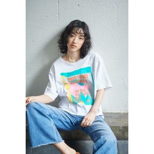 ROSE BUD / ローズ バッド ジャーニーグラフィックTシャツ｜selectsquare