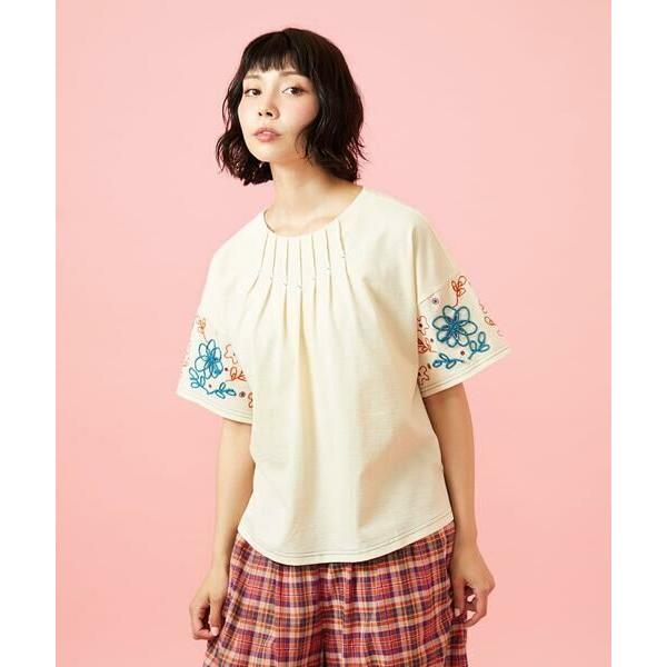 Jocomomola / ホコモモラ Jardin テレコフラワーコード刺繍Tシャツ