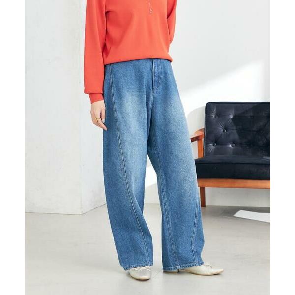 a.v.v / アー・ヴェ・ヴェ カーヴィーデニムパンツ