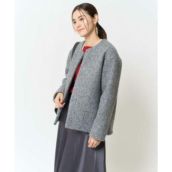 a.v.v / アー・ヴェ・ヴェ ノーカラーボアコート