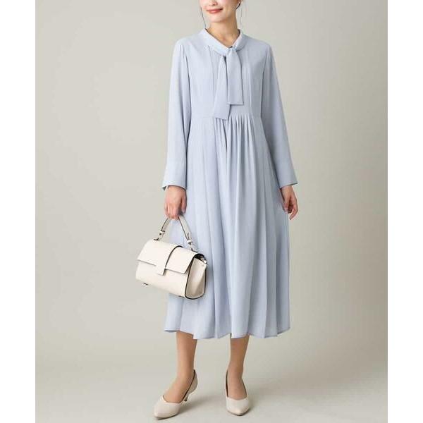 a.v.v / アー・ヴェ・ヴェ 【洗える/帯電防止】ボウタイプリーツワンピース