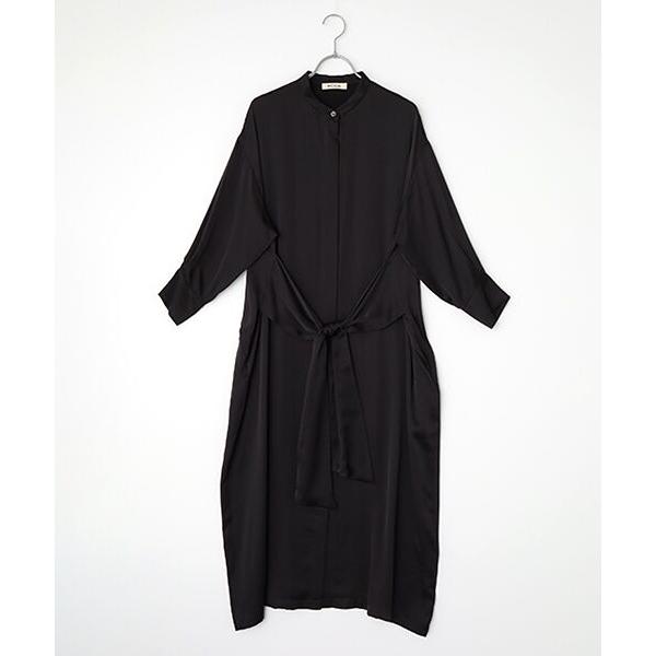 MOGA / モガ 雑誌eclat ×スタイリスト池田奈加子コラボ ドレープサテンワンピース