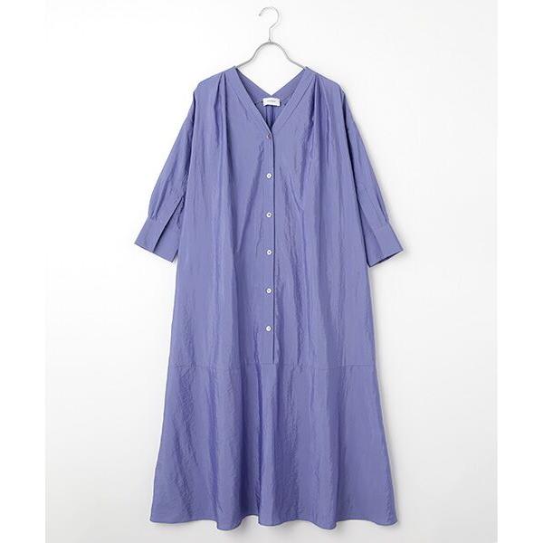 MOGA / モガ ナイロンクロスVネックワンピース