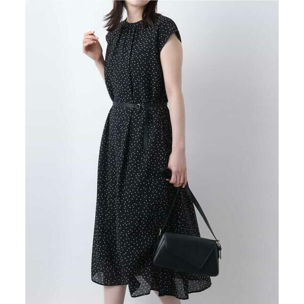 OFUON / オフオン ドット柄シアーサッカーワンピース/洗える/WEB限定