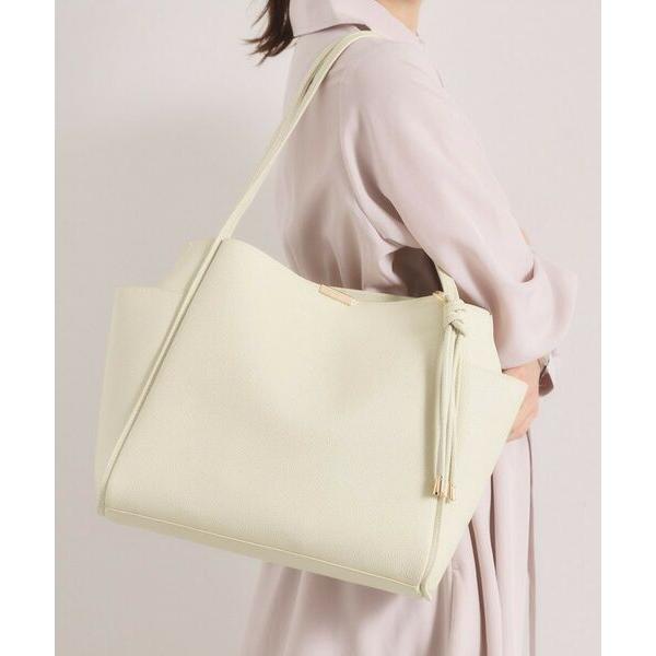 ITS'DEMO / イッツデモ タッセル付変形A4トート