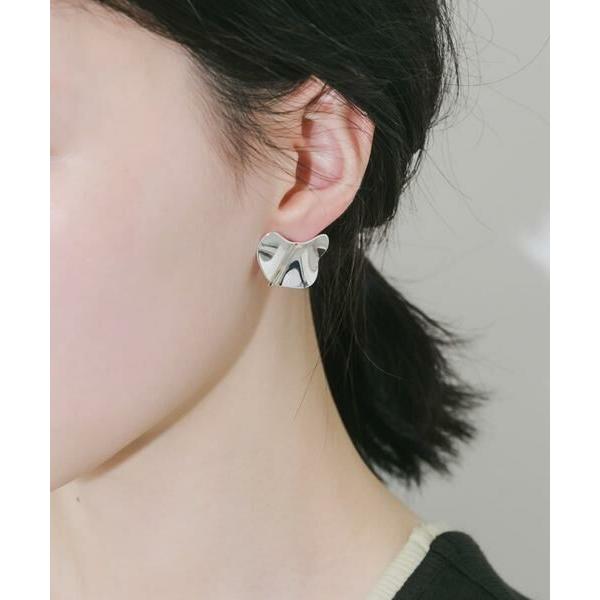 SMELLY / スメリー メタルドレープピアス
