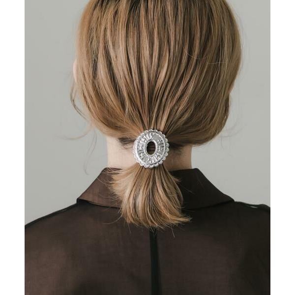 SMELLY / スメリー オーバルコンチョヘアカフ