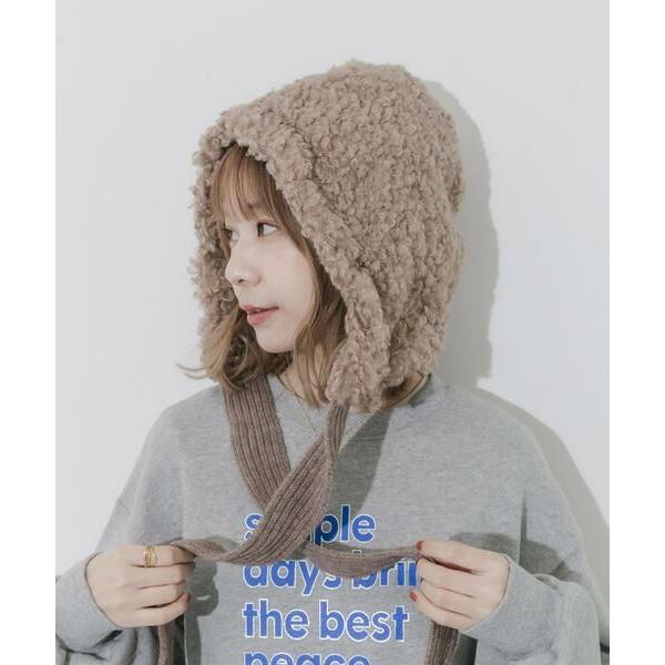 SMELLY / スメリー ループボアボンネット