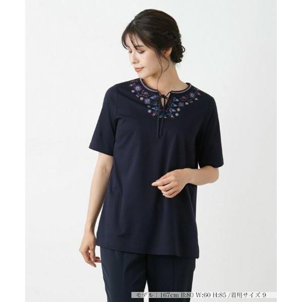 Leilian / レリアン 刺繍半袖プルオーバー