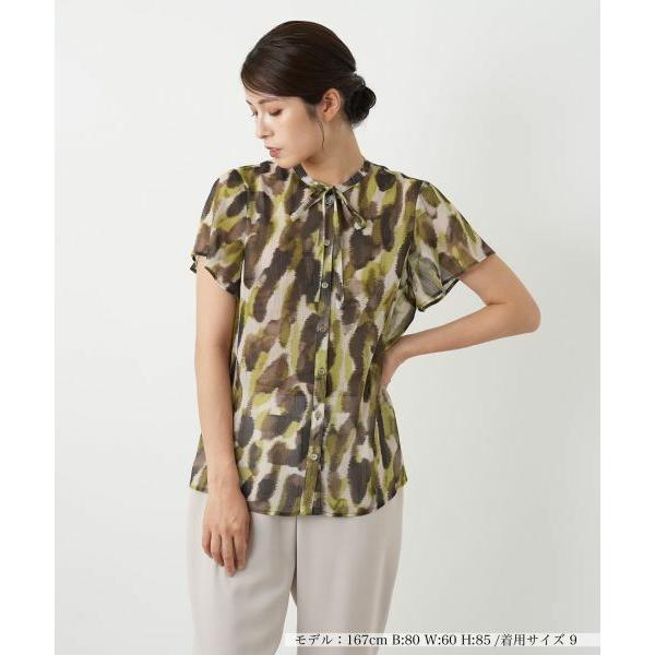 Leilian / レリアン プリントリボンタイブラウス