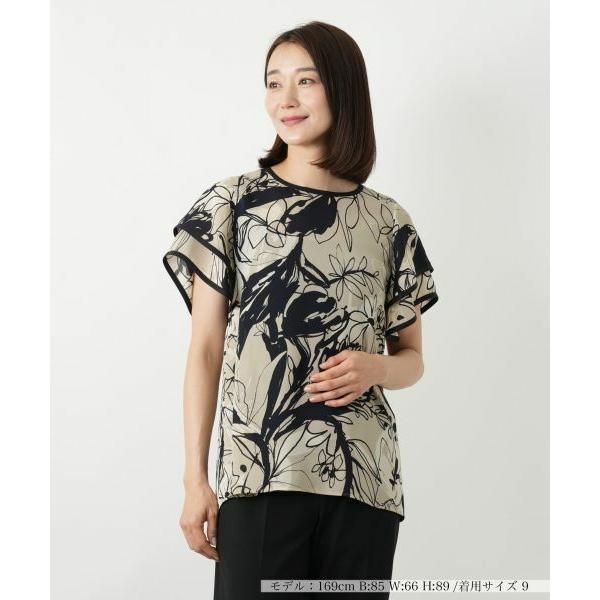 Leilian / レリアン ティアードスリーブプリントブラウス