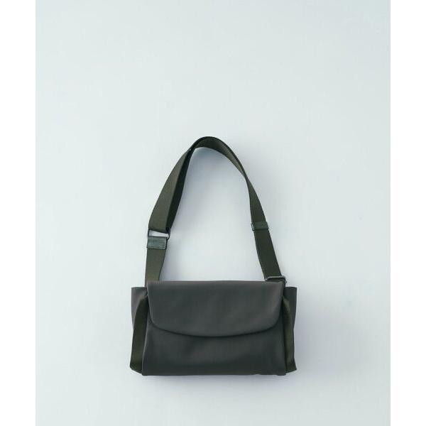 LAQUOH / ラクーオ ミニマルナイロンボディバッグ