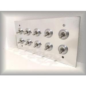 最安値挑戦中★期間限定価格★10口トグルスイッチカバー◎プレート レトロオシャレな壁スイッチ♪シルバ...