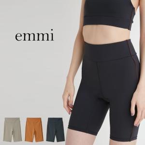 emmi yoga（エミヨガ） エミ ヨガ ハートパターンレギンス UVカット