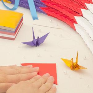 千羽鶴キットＭ 必勝５色　手作りキット千羽鶴用折り紙と材料のセット　Ｍサイズ（7.5cm角折り紙）