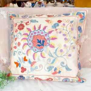 1点もの】スザニ刺繍 手刺繍 クロス ザクロ 花 太陽 オレンジ 紺色系
