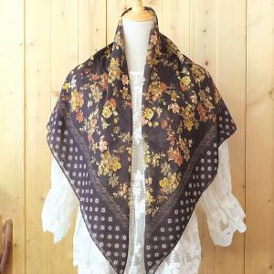 トルコ雑貨で人気 トルコ伝統手芸“OYA(オヤ)”が付いたスカーフ