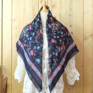 トルコ雑貨で人気 トルコ伝統手芸“OYA(オヤ)”が付いたスカーフ