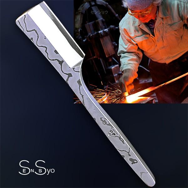 二唐刃物鍛造所の刀匠が鍛えた剃刀 ダマスカス 和カミソリ 片刃仕上げ 右利き用 日本製
