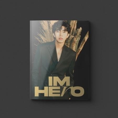 イム・ヨンウン(LIM YOUNGWOONG) / IM HERO Photo Book Ver.｜...